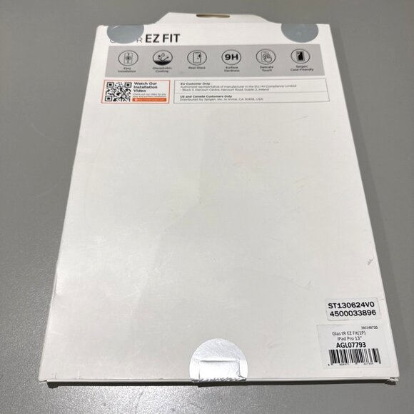 Spigen 2024 iPad Pro 13-inch‎ M4 Screen Protector GLAS.tR EZ Fit AGL07788 - Picture 2 of 2